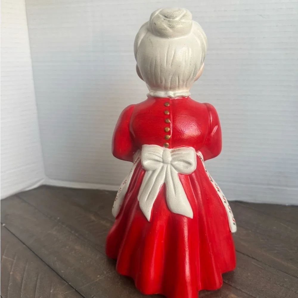 Christmas Mrs Claus Ceramic Holiday Figurine